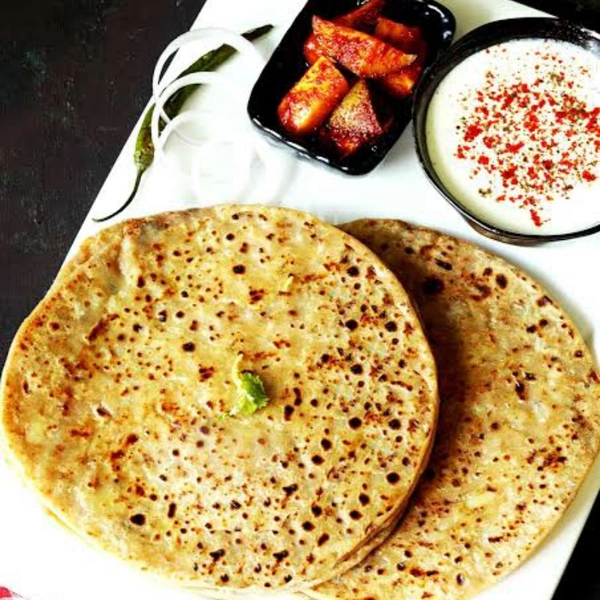 Aloo Paratha With Dahi