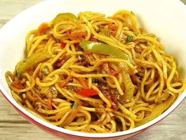 वेज़ चाउमीन