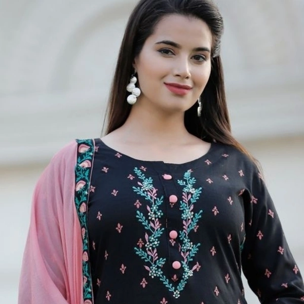 Women Rayon Slub A-line Embroidered Long Kurti With Palazzos And Dupatta - 8479790, L