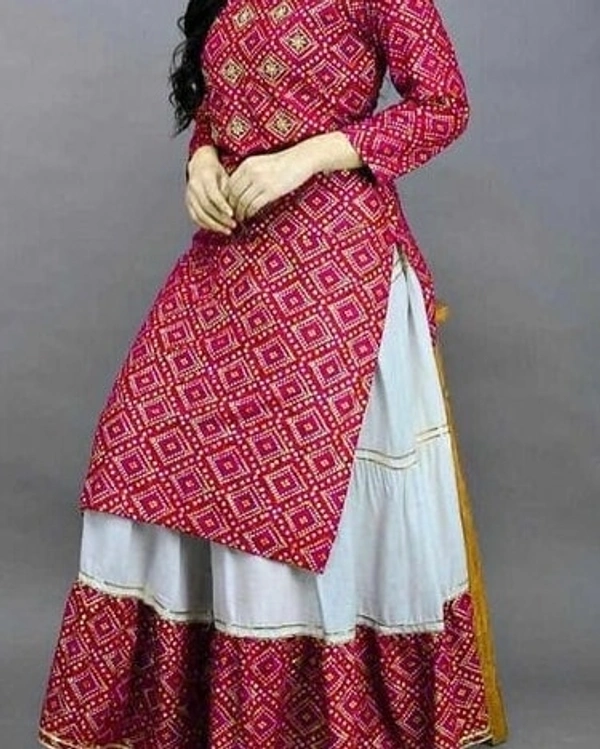 Aishani Graceful Kurta Set - 16288879, M