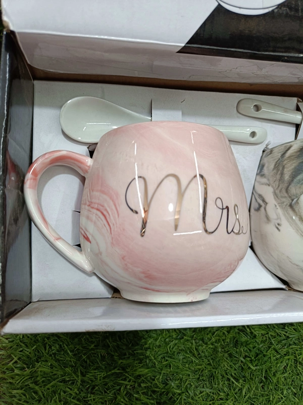 Mr. & Mrs. Premium Ceramic Mug Set With Spoons 