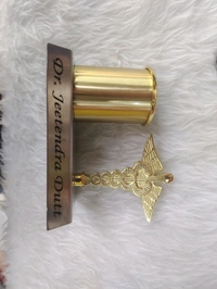 Metal name engraving Pen Stand For Dr.
