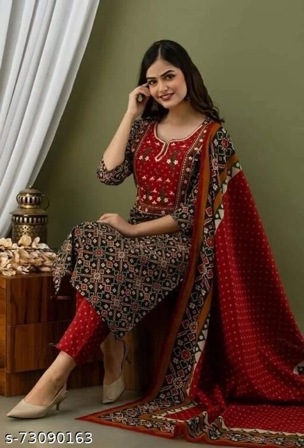 new Classic & Stylish Trendy Women's Ethnic Kurta Pant Sets - available, L