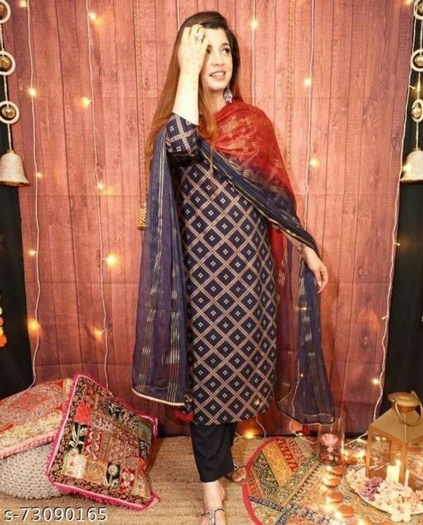 new Classic & Stylish Trendy Women's Ethnic Kurta Pant Sets - available, M