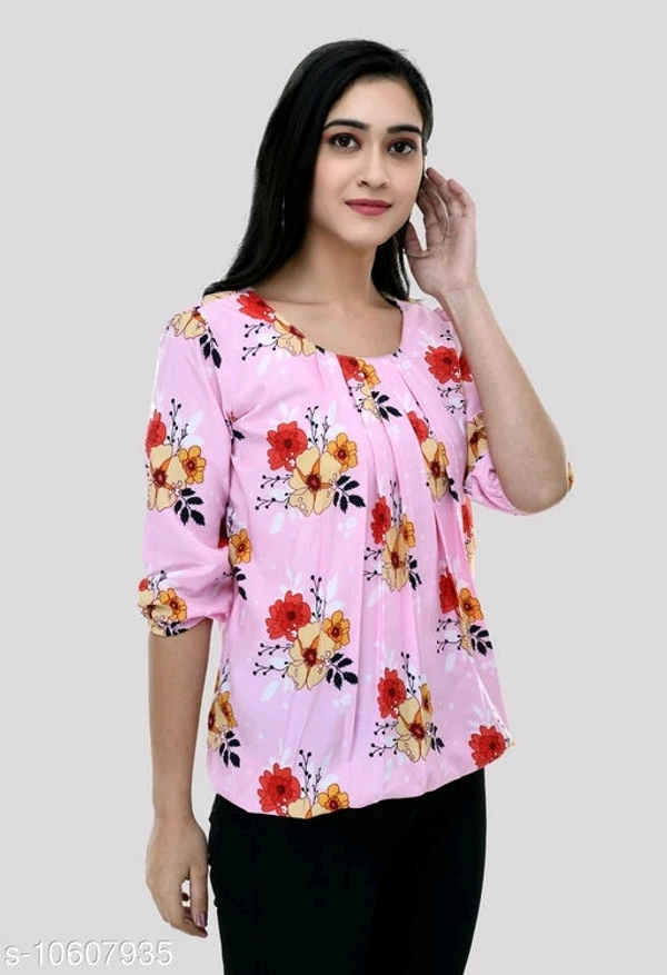 Women's Beautifull Trendy Printed Top - L, available