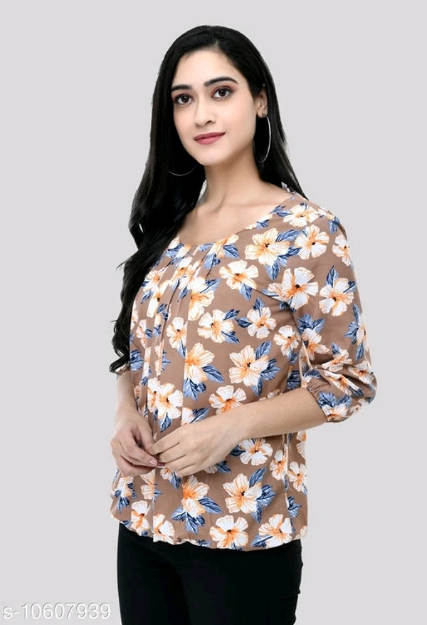 Women's Beautifull Trendy Printed Top - L, available