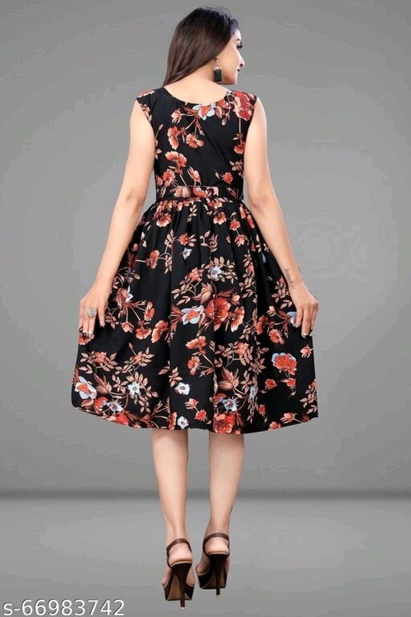 Classy Floral Printed Dress for Women with Belt - XXL, available