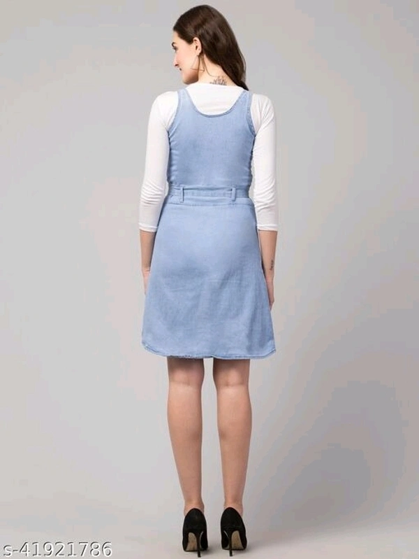 Trendy Partywear Women Dresses - M, available