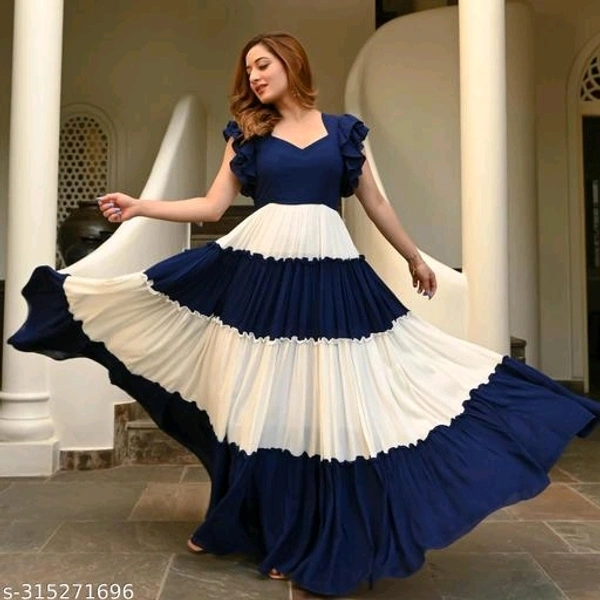 COLOUR BLOCKED TIERED MAXI DRESS - Blue, M