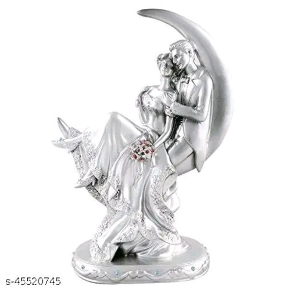 Goldiluxe Romantic Valentine Love Couple Statue Showpiece for Girlfriend, Boyfriend, Husband, Wife, Anniversary, Home Decor, Gifting, Valentines Day Gifts Decorative Showpiece - 15 cm ( Silver) - Free Size, Silver