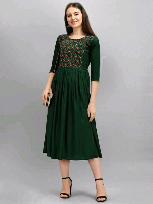 Aakarsha Ensemble Kurtis  - S