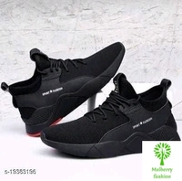 Sports shoes 