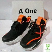 Sports shoes 