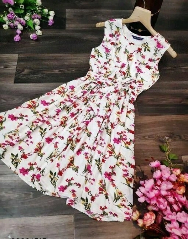 Trendy Fashionable Women Dresses 02 - White, XXL