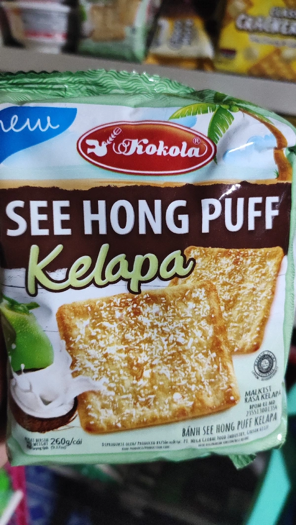 Kokola See Hong Puff Kelapa Malkist  - yellow 