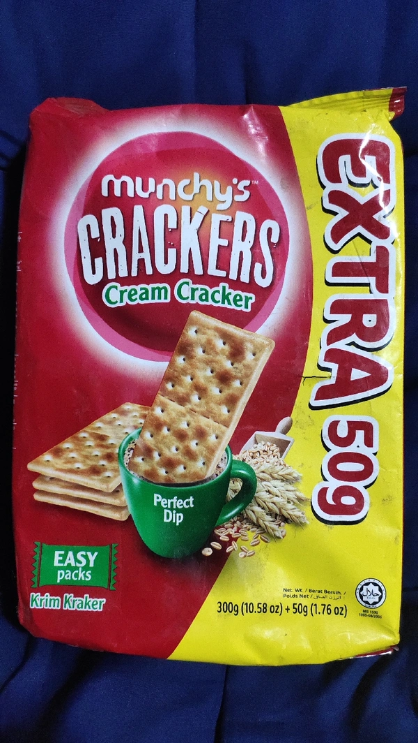 Munchy's Cream Cracker  - brown 
