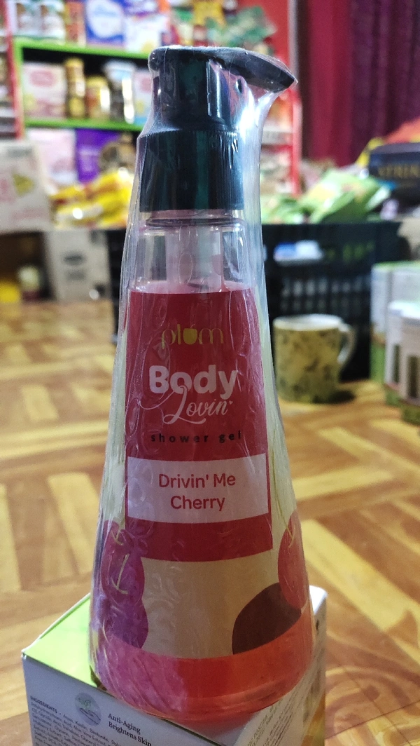 Plum Body Lovin' Driving Me Cherry Shower Gel 