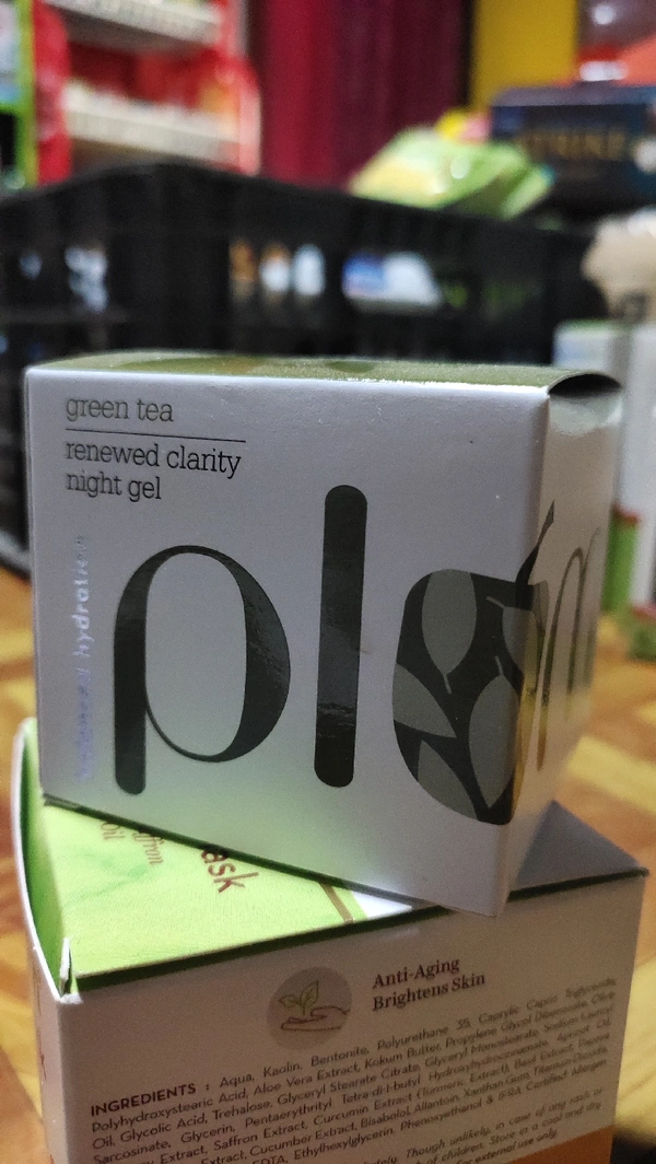 Plum Green Tea Renewed Clarity Night Gel 