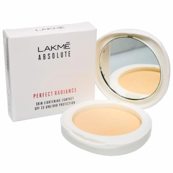 Lakme Perfect Radiance Skin Lightening compact spf23++ - 8gm