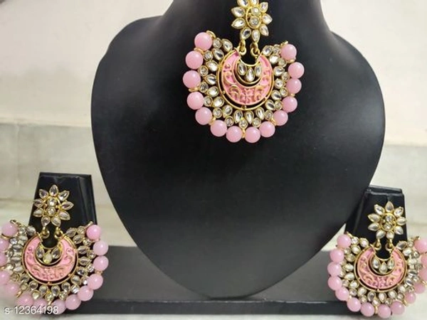 Bollywood Style Designer Earrings With Mang Teeka