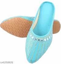 Pack Of 2 Juttis  - IND-6