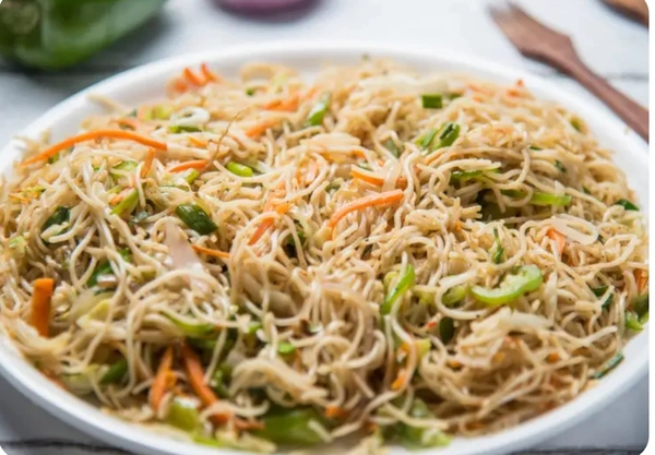 Veg Chowmin Full Plate - Book and Get Fast Delivery. Call / whatsapp 8434963456