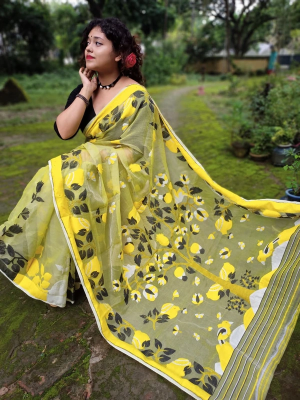 Jamdani Saree