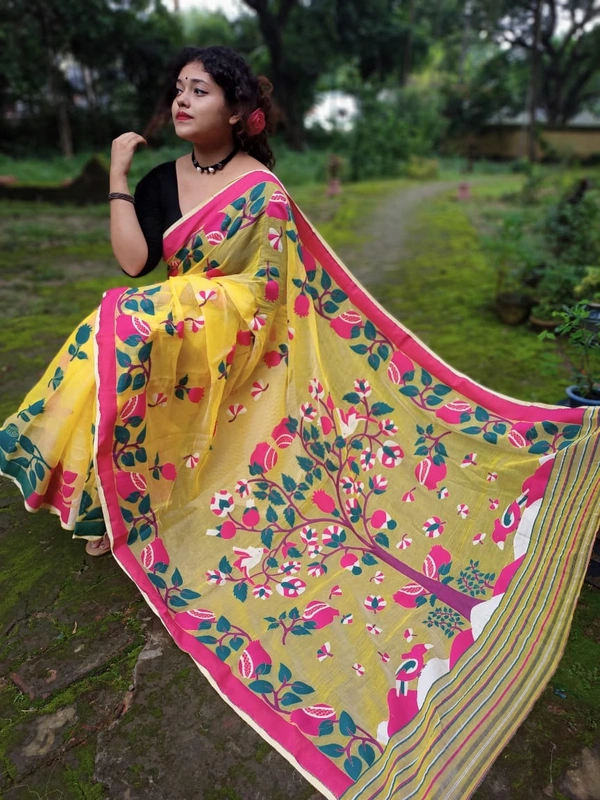 Jamdani Saree