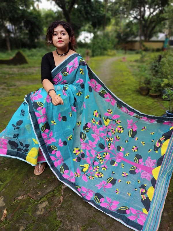 Jamdani Saree