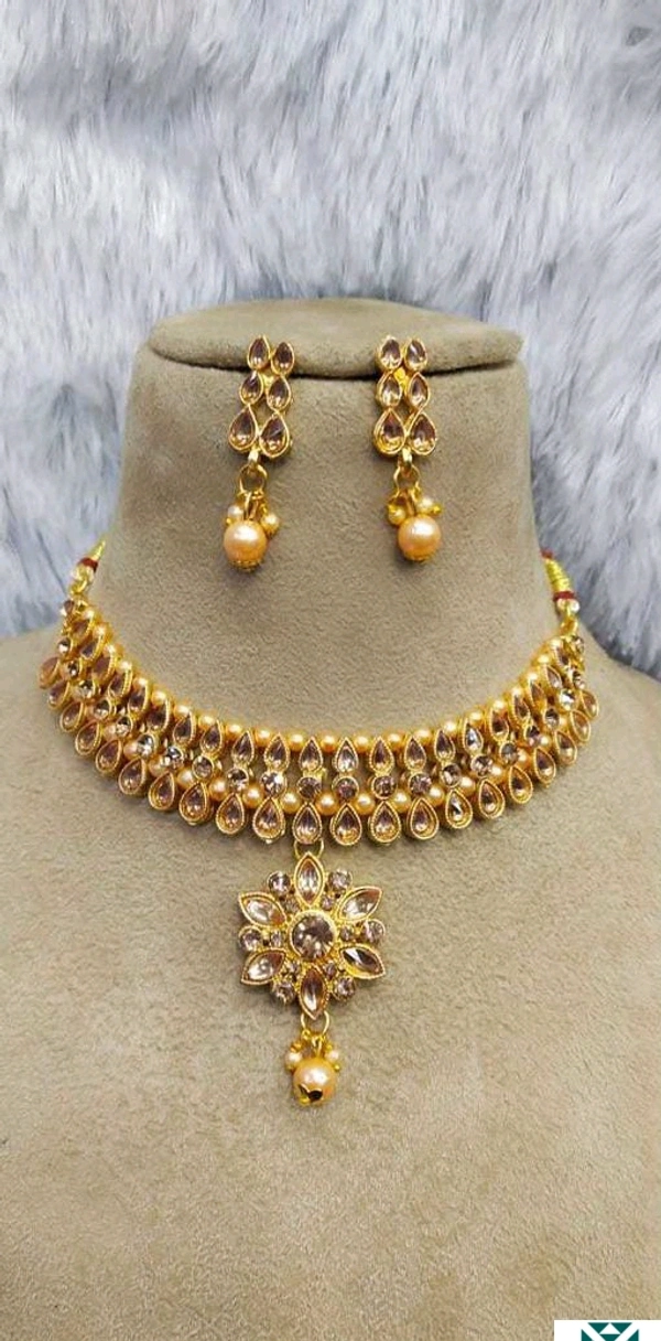 Women Jewellery - golden, free size