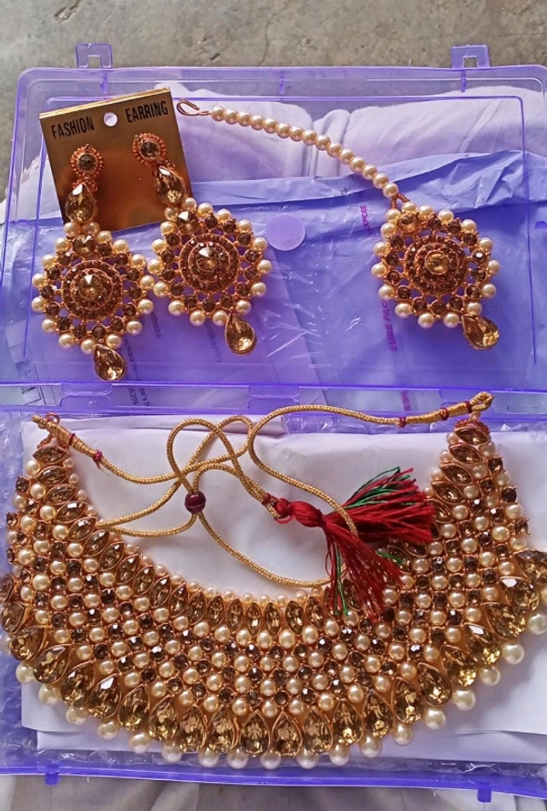 Women Jewellery Set - Golden, free size