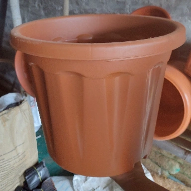 Pots