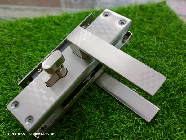 UM7 Primium Door Lock By UM