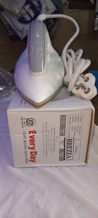 Every day Aayran Light wait brand - white and grey
