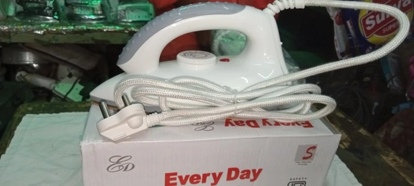 Every day Aayran Light wait brand - white and grey