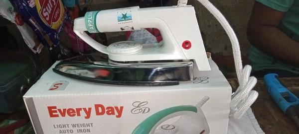 every day aayran light wait  - White