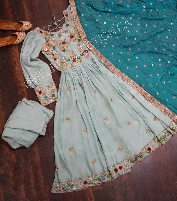 Trendy Anarkali Gown - M