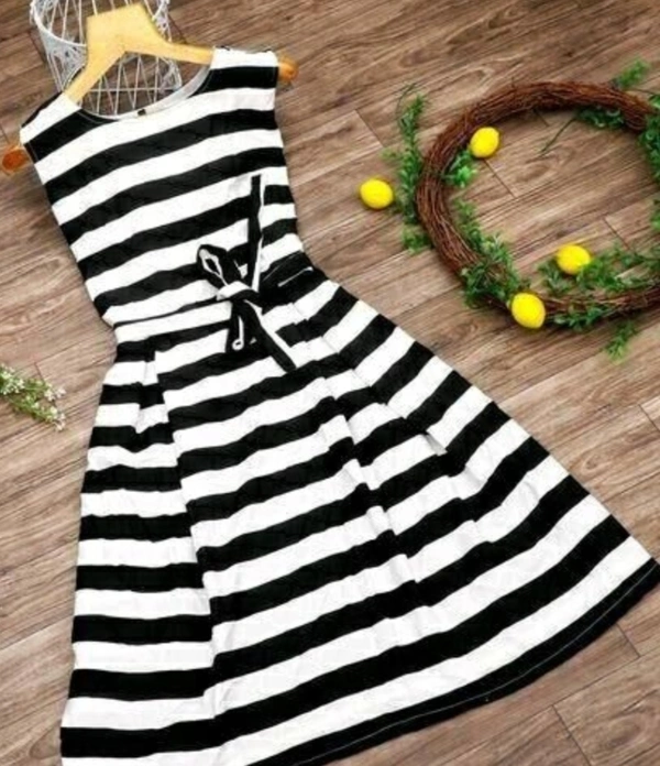 Fancy Glamorous Women Dress  - S