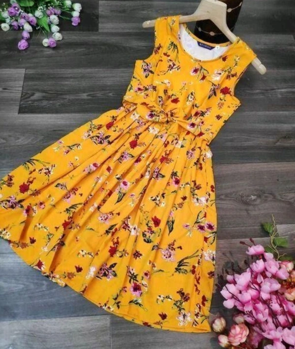 Partywear Yellow Dress For Men - M