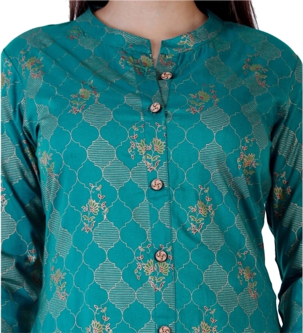 Women Printed Kurta  - M