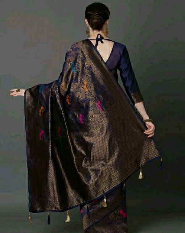 Trendy Benarasi Silk Saree