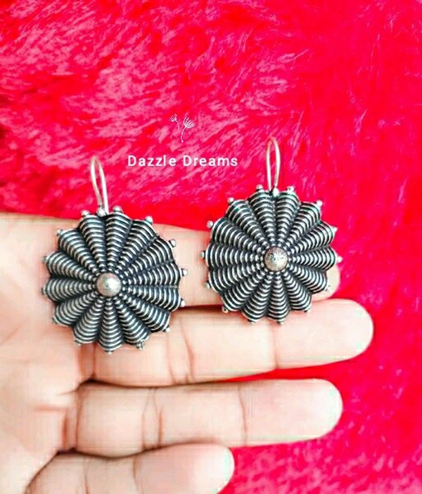 Oxidized Stud