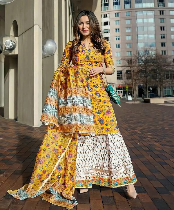 Kurta Sharara Set - L