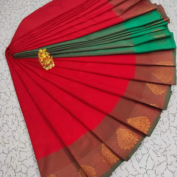Gayathri Sarees - SK364