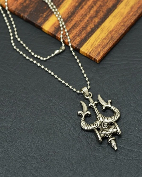 Trishul Lockets