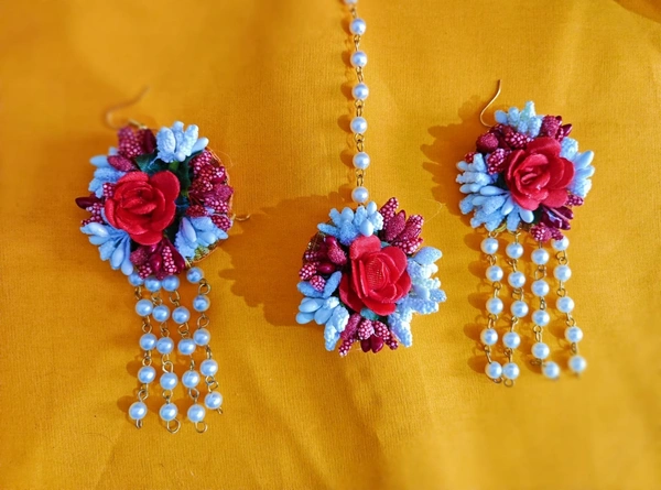 Elegant Flower Jewellery | Fashionable Mangtika with earrings | Flower Jewels | Bridal Jewellery | Flower Earrings and Mangtika Set | Haldi Jewelry | Wedding Religious Jewelry | Women Jewellery