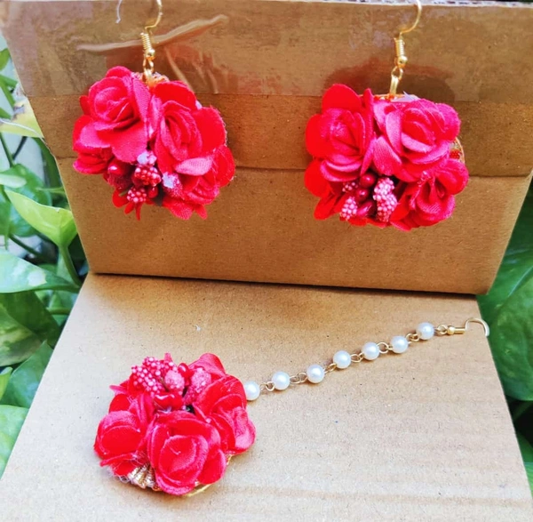 Elegant Flower Jewellery | Fashionable Mangtika with earrings | Flower Jewels | Bridal Jewellery | Flower Earrings and Mangtika Set | Haldi Jewelry | Wedding Religious Jewelry | Women Jewellery