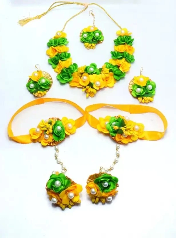 Elegant Flower Jewellery | Fashionable Mangtika with earrings | Flower Jewels | Bridal Jewellery | Flower Earrings and Mangtika Set | Women Floral Jewellery for Haldi and religious festivals | Flower jewelery for haldi marriage ceremony - Green & Yellow