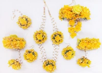 Elegant Flower Jewellery | Fashionable Mangtika with earrings | Flower Jewels | Bridal Jewellery | Flower Earrings and Mangtika Set | Women Floral Jewellery for Haldi and religious festivals | Flower jewelery for haldi marriage ceremony