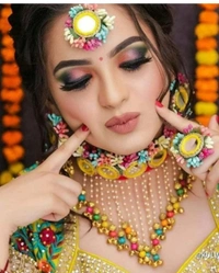 Elegant Flower Jewellery | Fashionable Mangtika With Earrings | Flower Jewels | Bridal Jewellery | Flower Earrings And Mangtika Set | Women Floral Jewellery For Haldi And Religious Festivals | Flower Jewelery For Haldi Marriage Ceremony